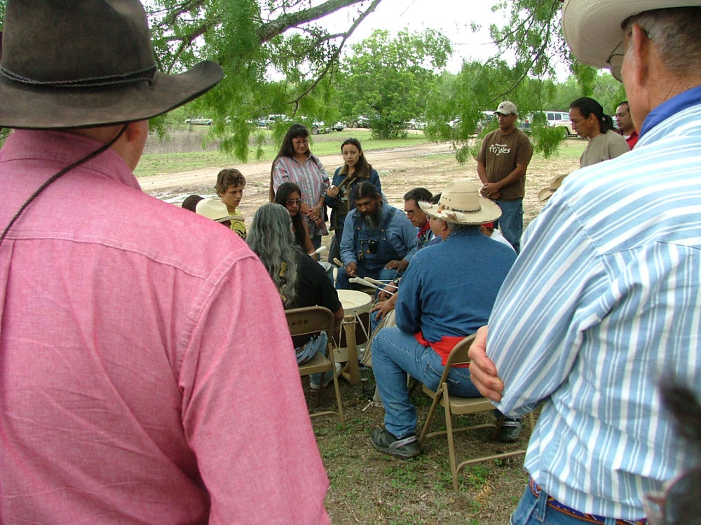 photo of members of Tap Pilam-Coahuiltecan Nations