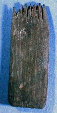 Wooden comb