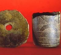 sherd disk and engraved jar