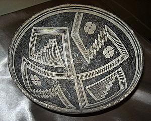 Photo of Mimbres black-on-white ceramic vessel