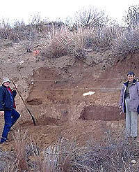photo of TAS members excavating