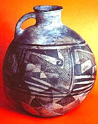 Chupadero Black-on-white jar, a popular trade item from the Gran Quivera area in central New Mexico. From Embree Pueblo on Rio Grande north of Las Cruces.